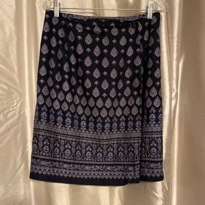 Wrap skirt lined